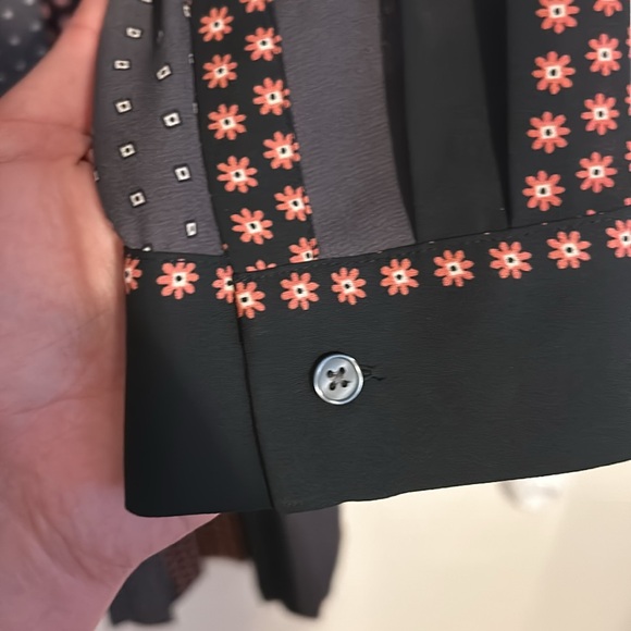 Ann Taylor Floral Stripe Mixed Print A-Line Pleated Dress. Size 14 - Picture 7 of 7